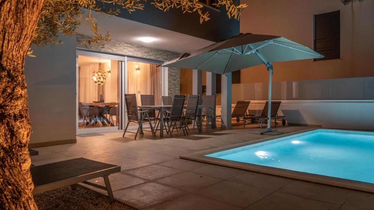 ורסי Villa Dea - Dein Rueckzugsort Am Meer Mit Beheiztem Pool מראה חיצוני תמונה