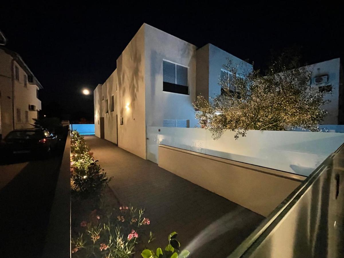 ורסי Villa Dea - Dein Rueckzugsort Am Meer Mit Beheiztem Pool מראה חיצוני תמונה