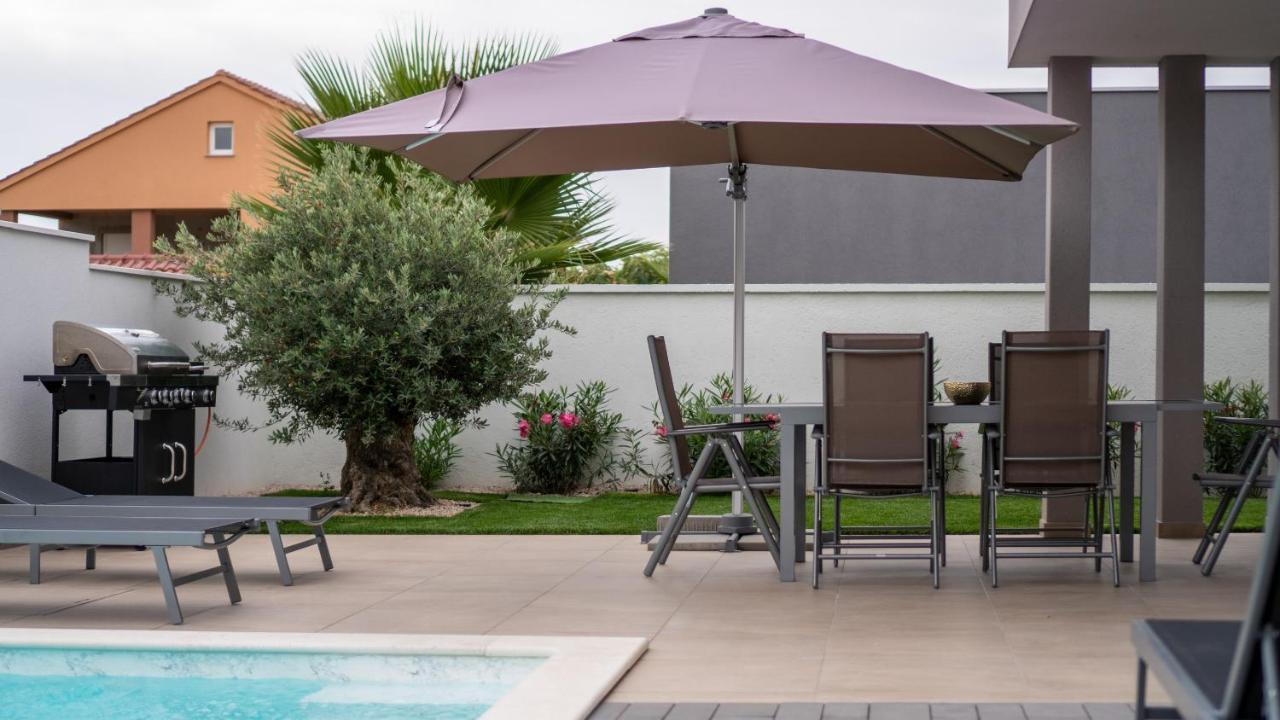 ורסי Villa Dea - Dein Rueckzugsort Am Meer Mit Beheiztem Pool מראה חיצוני תמונה