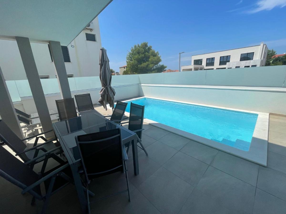 ורסי Villa Dea - Dein Rueckzugsort Am Meer Mit Beheiztem Pool מראה חיצוני תמונה