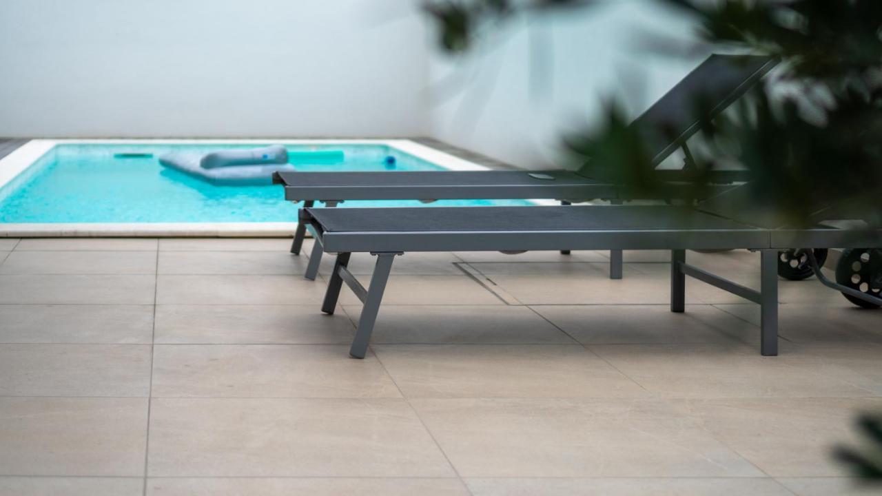 ורסי Villa Dea - Dein Rueckzugsort Am Meer Mit Beheiztem Pool מראה חיצוני תמונה